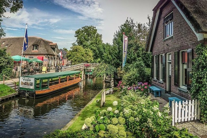 Sigtseeing tour to Giethoorn and Orchideeënhoeve from Amsterdam - Image 1