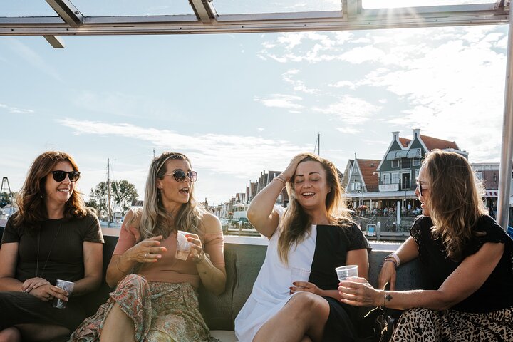 Volendam - Lake Cruise at Volendam including 1 free drink - Image 3