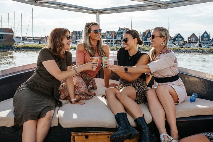 Volendam - Lake Cruise at Volendam including 1 free drink - Image 1