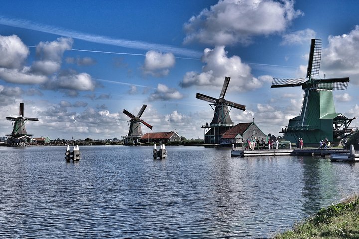 Zaanse Schans, Volendam & Edam: Private tour (Max 3 per) - Image 1