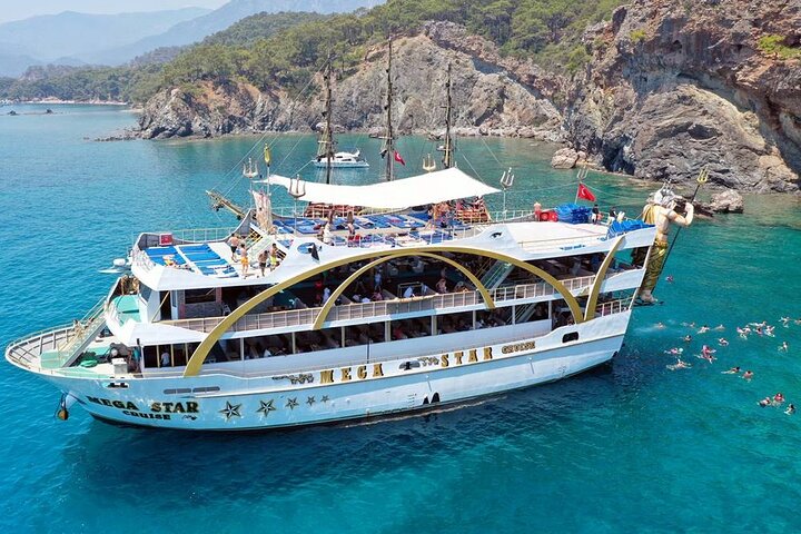 Antalya Mega Star Yatch Tour with Foam Party and Lunch - Image 4
