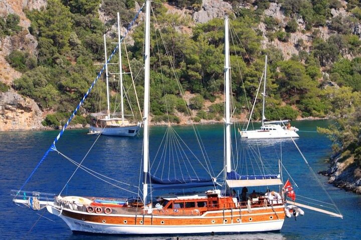 Antalya Relax Boat Tour - Image 1