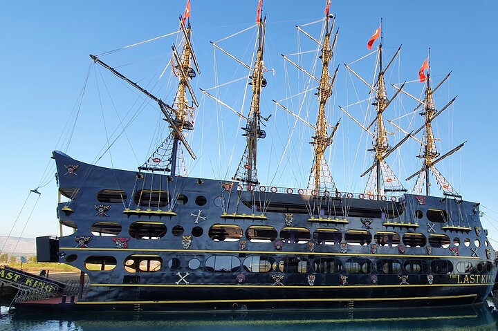 From Side: Pırates Boat To Alanya - Image 4