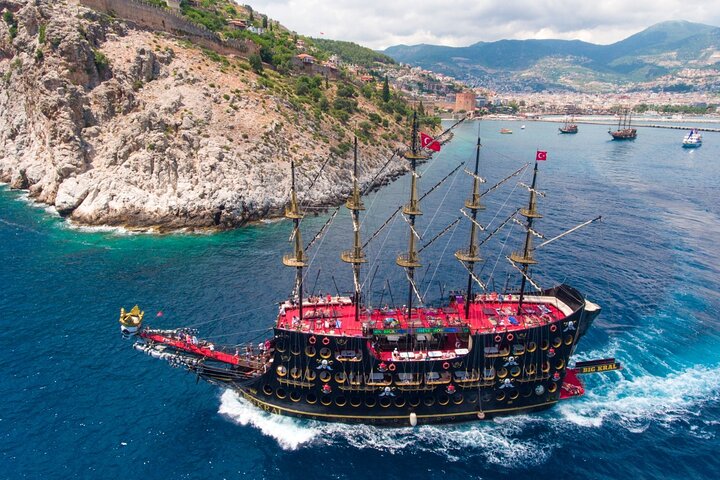 From Side: Pırates Boat To Alanya - Image 1