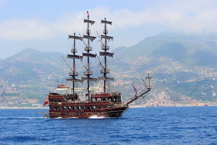 Full-Day Pirate Boat Tour with Lunch and Foam Party in Antalya  - Image 5