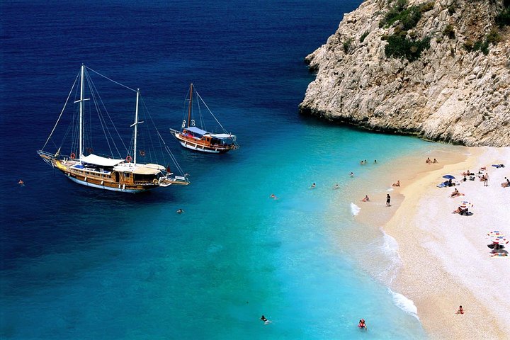 Kemer Relaxation & Sightseeing Yacht Cabin Charter - Image 1