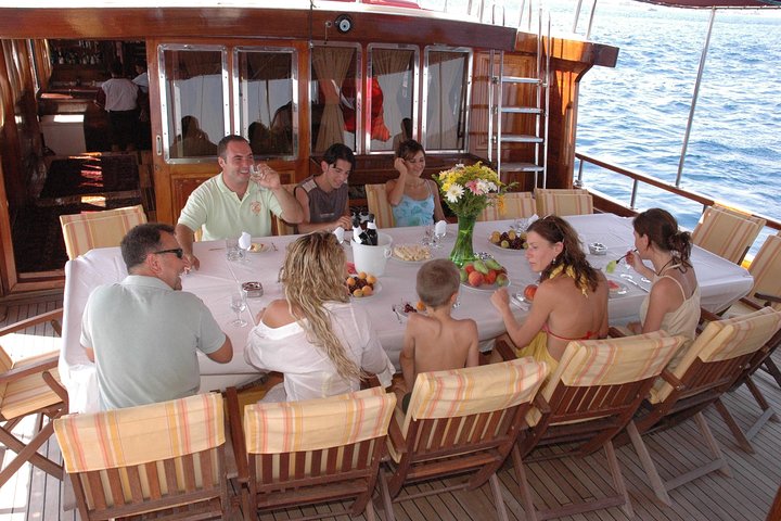 Kemer Relaxation & Sightseeing Yacht Cabin Charter - Image 5