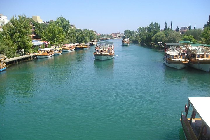 Manavgat Bazaar Boat Trip Lunch and Soft Drink Included from Side - Image 1