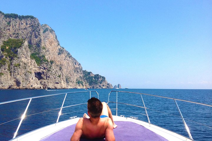 Private Luxury Yacht Tour with Lunch and Drinks - Image 2