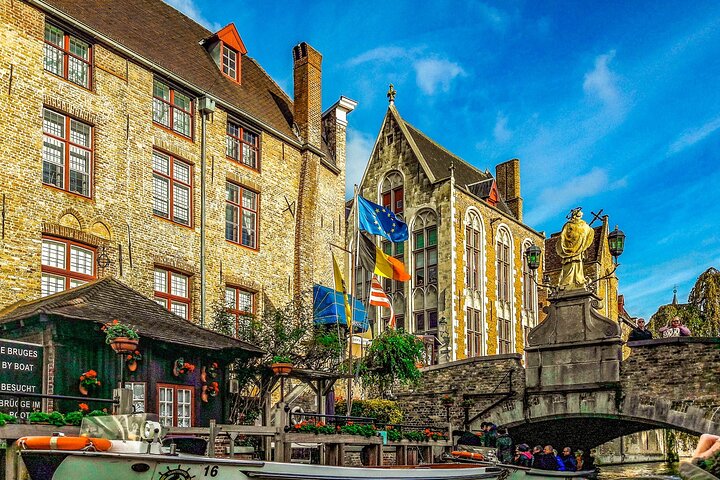 Antwerp Shore Excursion and Bruges Private City Tour including Chocolate Tasting - Image 3