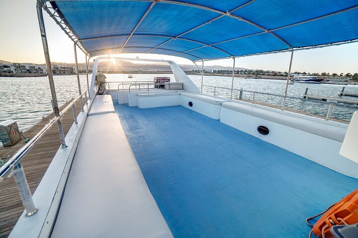Aqaba 2 Hours Private Tour with Lunch  - Image 2