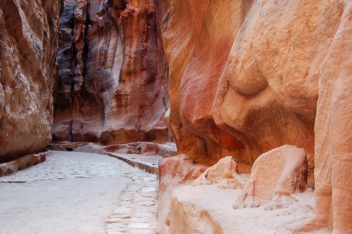 Aqaba Shore Excursion: Private accessible Petra Tour - Image 3