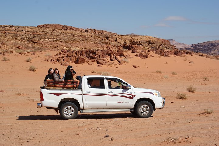 Petra & Wadi Rum - One day tour - Image 3