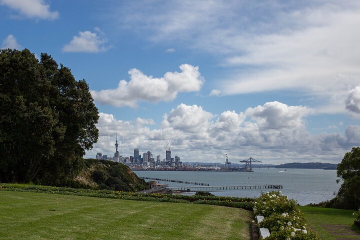 Auckland Coastal Discovery - Private Tour Incl. Wine Tasting - Image 3