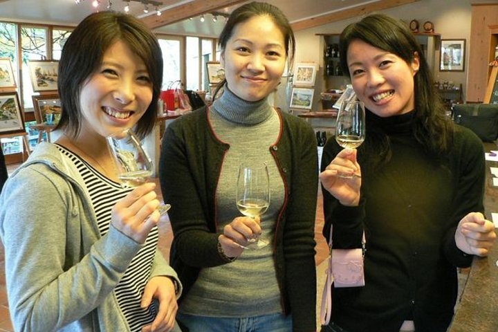 Auckland Shore Excursion: West Coast Wineries Tour - Image 3