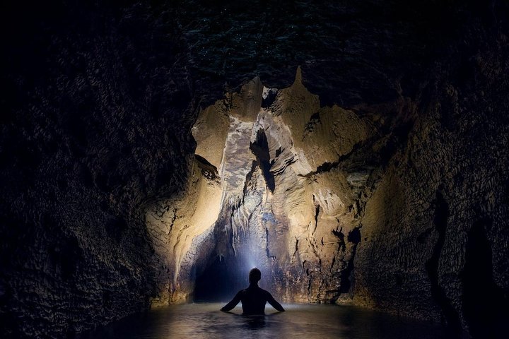 Black Abyss: Ultimate Waitomo Caving - Private Tour from Auckland - Image 5