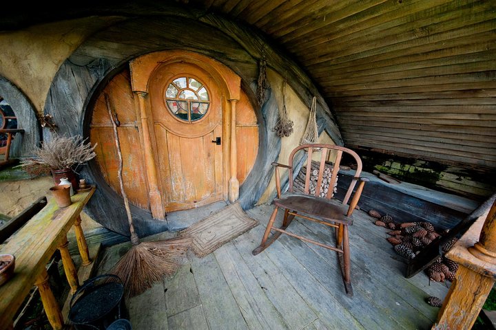 Hobbiton Movie Set day tour From Auckland - Image 3