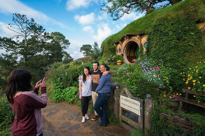 Hobbiton Movie Set Small Group Tour from Auckland  - Image 2
