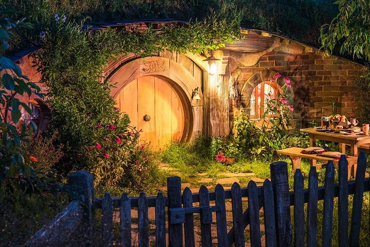 Hobbiton Movie Set Small Group Tour from Auckland  - Image 5