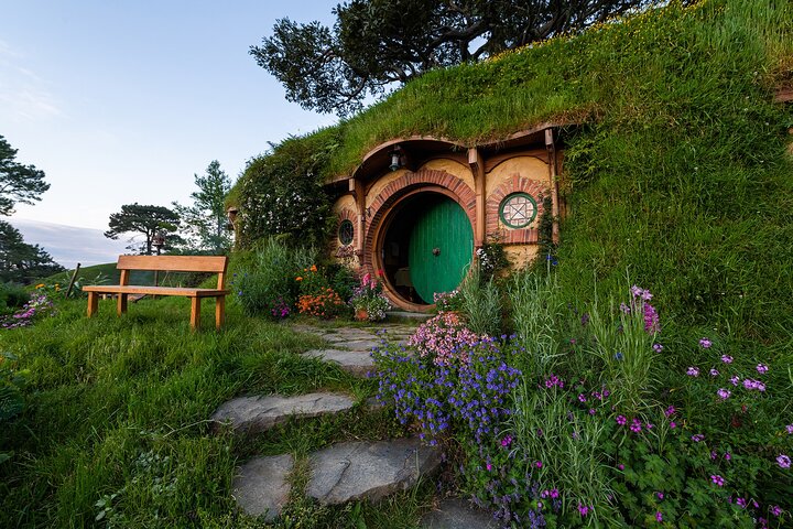 Hobbiton Movie Set& Te Puia Experience Private Tour From Auckland - Image 3