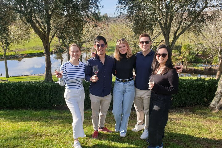 Kumeu Vineyard Shuttle Tour - Image 1