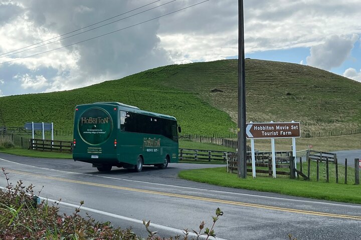 Private Day Trip Transport To Hobbiton  - Image 4