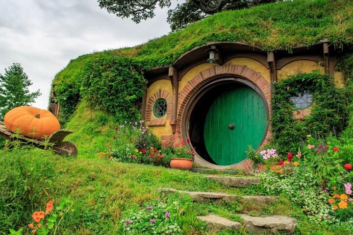 (Private) Hobbiton Movie Set Tour from Auckland  - Image 4