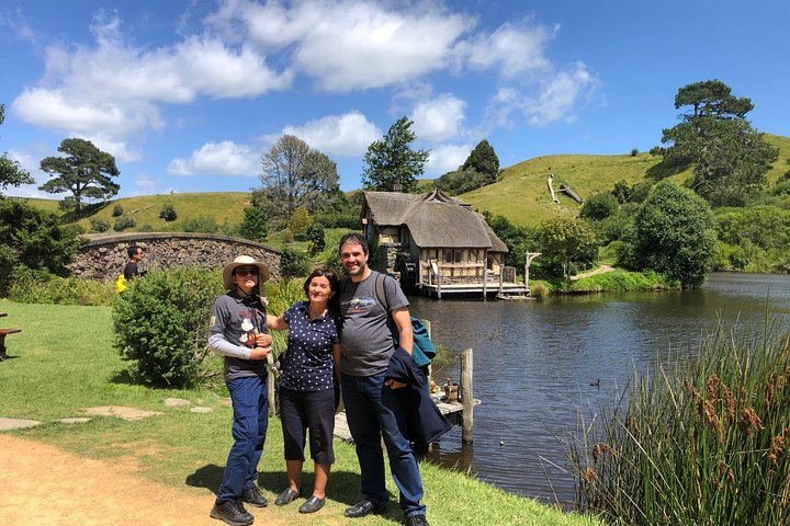 Private Small Group Tour from Auckland to Hobbiton Movie Set. - Image 1