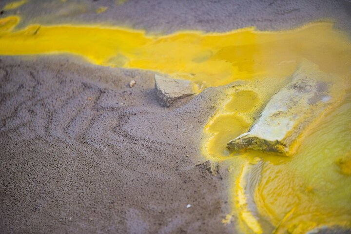 Private Tour [4 Days]: Waitomo Caves, Hobbiton, Rotorua, Hells Gate & Wai-O-Tapu - Image 4