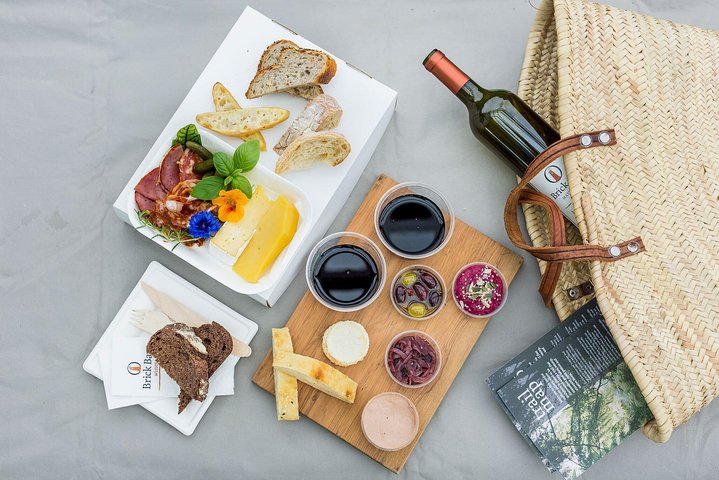 Private Tour: Horse Riding & Wine Tasting - Image 5