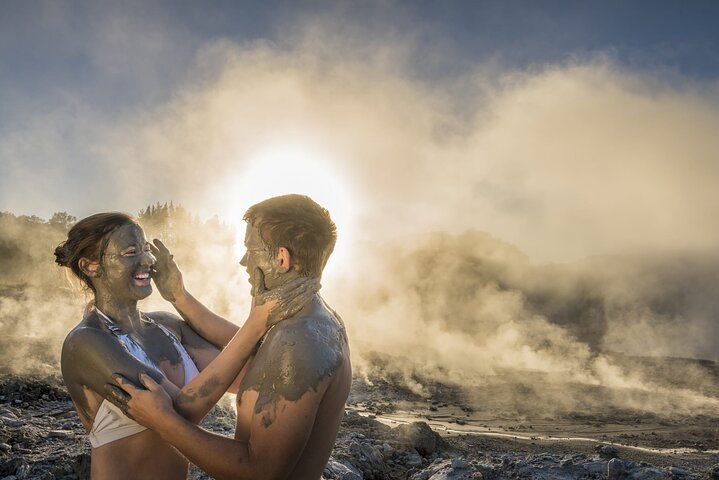 Wai-O-Tapu & Hells Gate incl. Mud Spa Experience Private Tour - Image 4