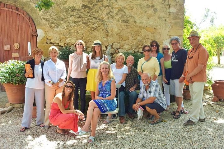 Arles & Les Baux de Provence Tour - Image 2