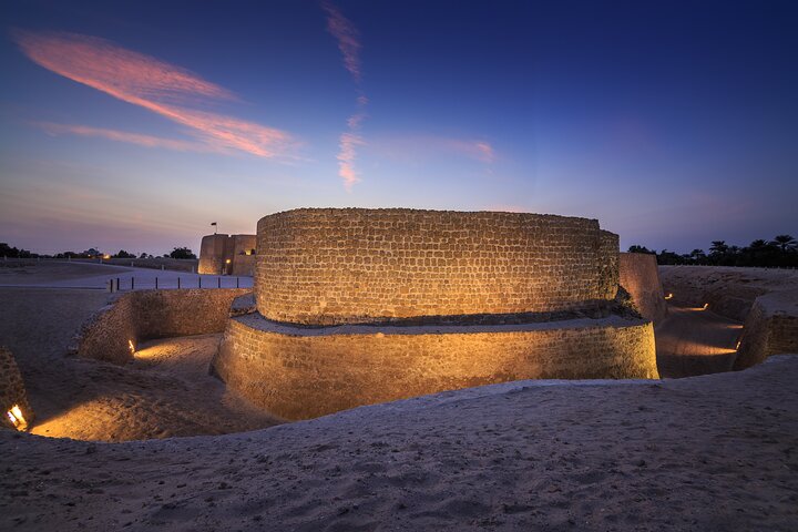 Full Day Sightseeing Tour in Bahrain - Image 1