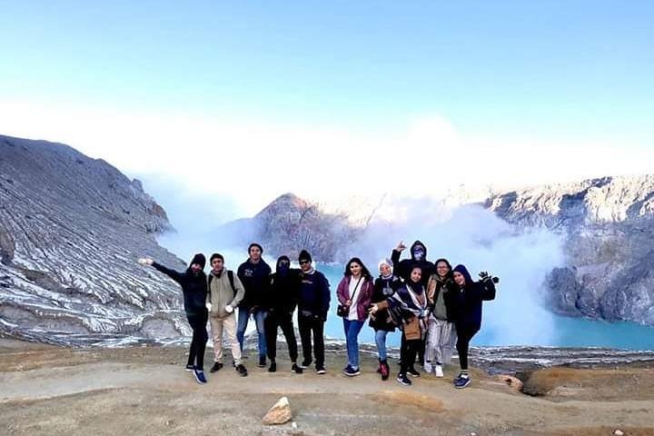 2 days 1 Night Ijen Creater Blue fire and Sunrise with Bali Tours - Image 1