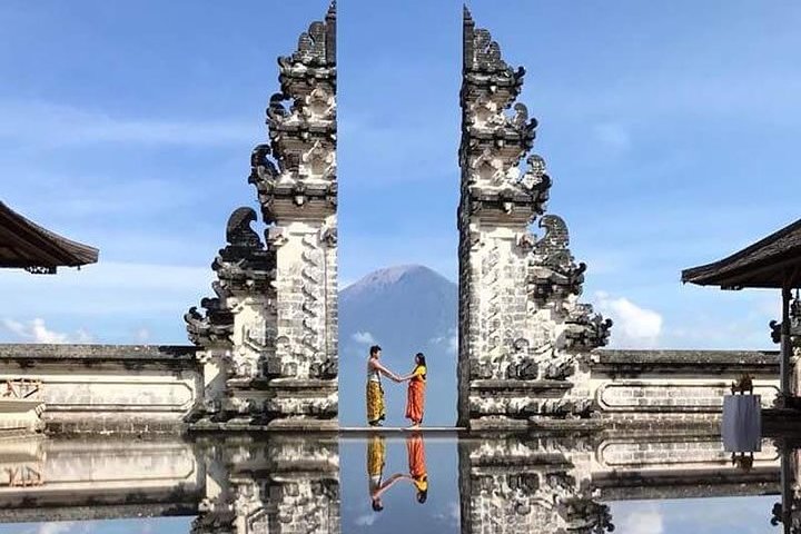 All inclusive : Blue Lagoon Snorkeling and Lempuyang Temple ( Gate of Heaven ) - Image 4