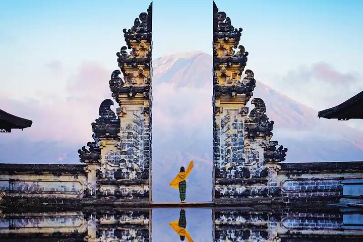 All inclusive : Blue Lagoon Snorkeling and Lempuyang Temple ( Gate of Heaven ) - Image 3