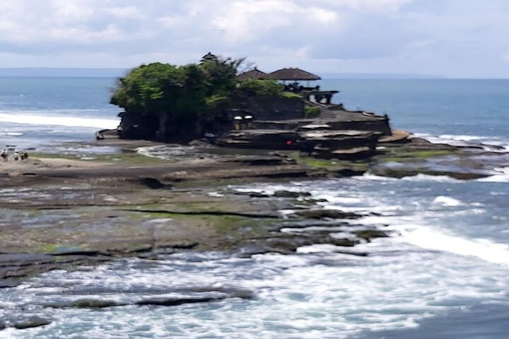 Amazing Private Tour Bedugul and Tanah Lot Temple - Image 1