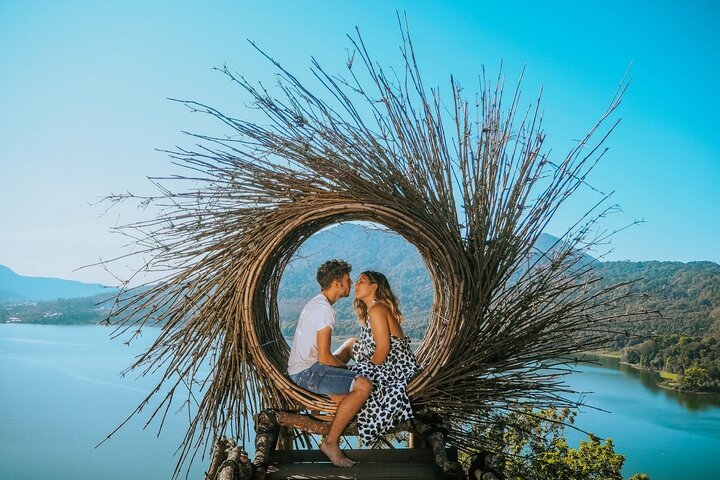 Bali Dolphin Watching Sunrise Tour (Private & All Inclusive) - Image 3