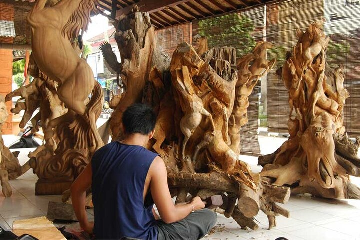Bali Full-Day Tour Barong Kris Dance Ubud Village and Waterfall - Image 2