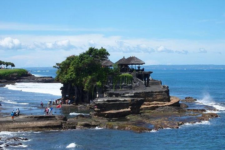 Bali Full Day Tour – Ubud and Tanah Lot Temple Tour - Image 5