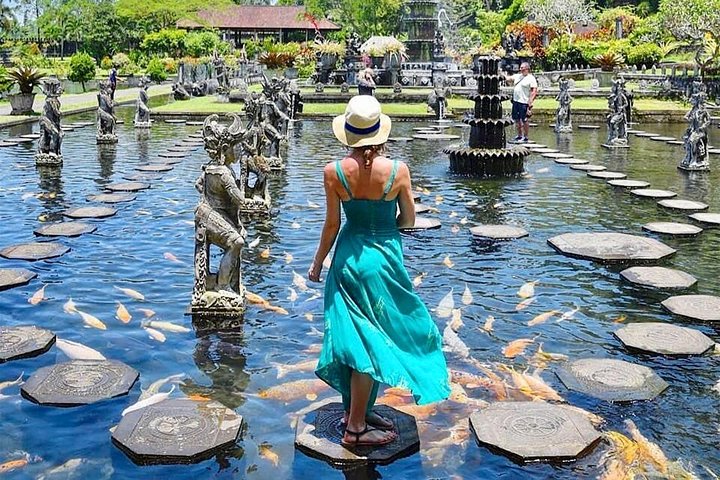 Bali Gate Of Heaven & Instagramable Tour - Image 3