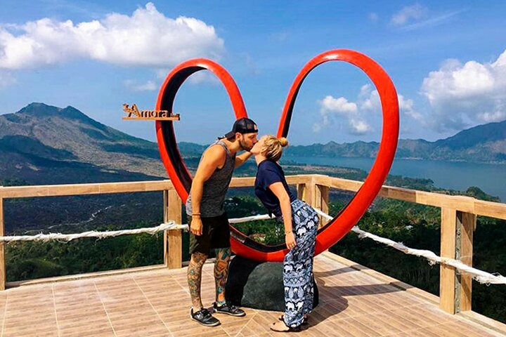 Bali Private Tour Ubud and Kintamani including Lunch and waterfall - Image 1