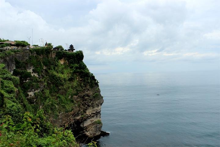 Bali Sunset: Uluwatu Temple, Kecak Dance and Jimbaran - Image 4