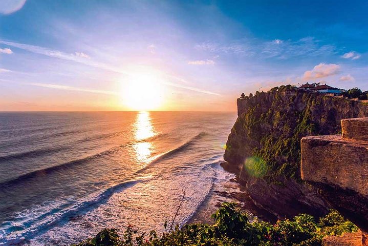 Bali Tour Uluwatu Temple, Sunset and Seafood Dinner - Image 5