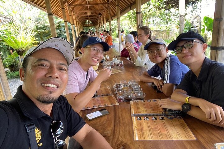 Balinase Cooking Class and Private Ubud Day Tour - Image 5