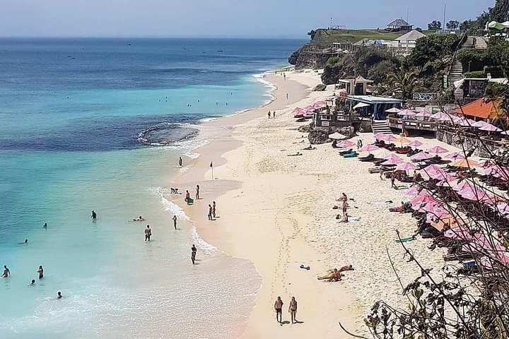 Best Bali Beaches - Uluwatu Temple - FREE Wi-Fi  - Image 5