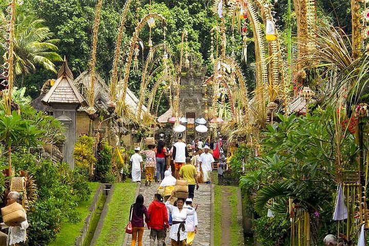 Best Tour:Bali Penglipuran Traditional Village,Tukad Cepung&Tibumana Waterfall - Image 1