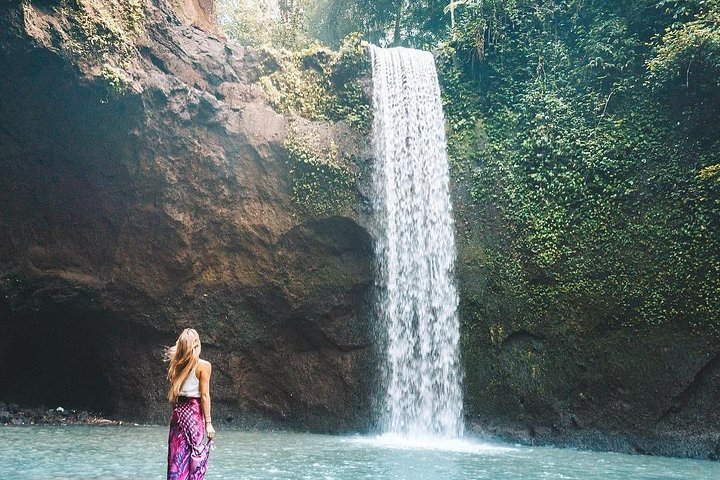 Blue Lagoon Snorkeling - Scenic Ubud Waterfalls - All Included + FREE Wi-Fi - Image 4