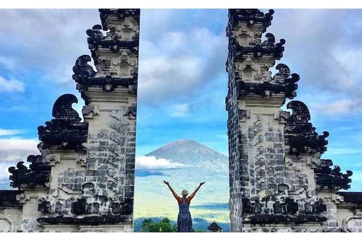 Day Trip: Lempuyang Temple &Tirta Gangga with Snorkeling at Blue Lagoon beach - Image 4