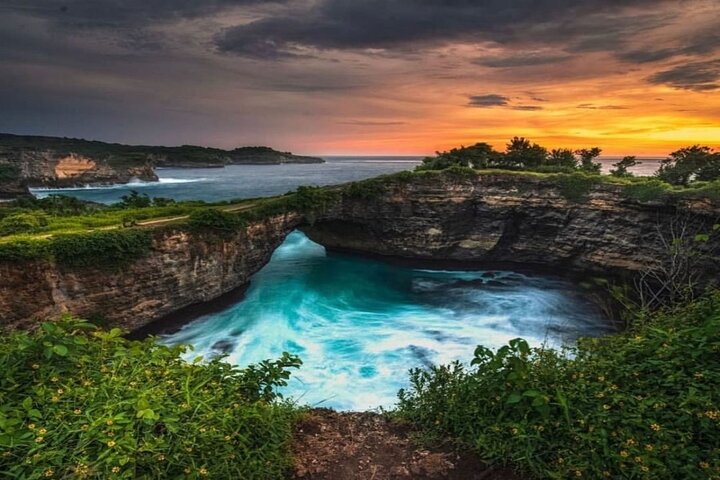 Discover the Enchanting Beauty of West Nusa Penida Private Tour - Image 3